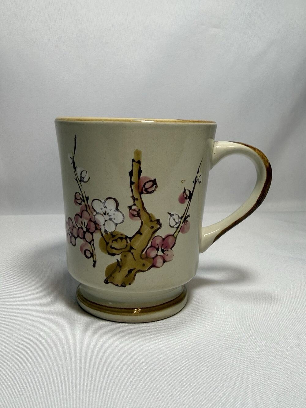 Vintage Sunny Stoneware Mugs Korea Hand Decorated Cherry Blossoms 21102